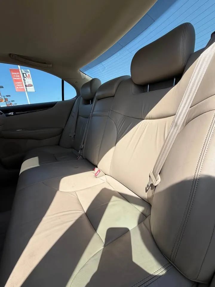 Used 2002 Lexus ES 330 w/ Premium Pkg FWD image 8
