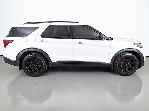 Used 2024 Ford Explorer ST w/ Equipment Group 401A AWD/4WD image 18
