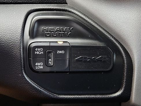 Certified 2024 RAM 3500 Big Horn AWD/4WD image 27