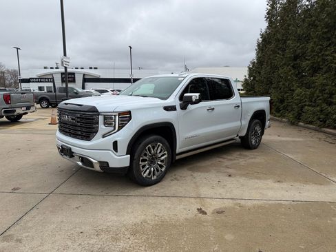 New 2026 GMC Sierra 1500 Denali Ultimate AWD/4WD image 7