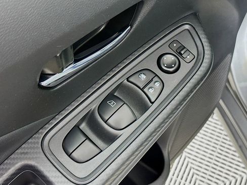 Certified 2025 Nissan Versa SV FWD image 23