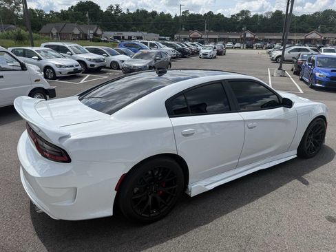 Used 2016 Dodge Charger SRT Hellcat w/ Harman/Kardon Audio Group RWD image 6