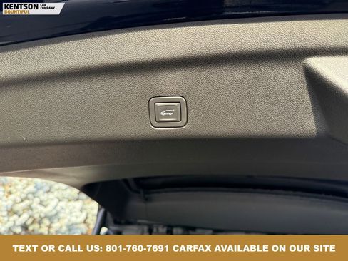 Used 2023 Cadillac Escalade Sport Platinum image 41