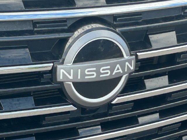 Used 2025 Nissan Rogue SV AWD/4WD image 11