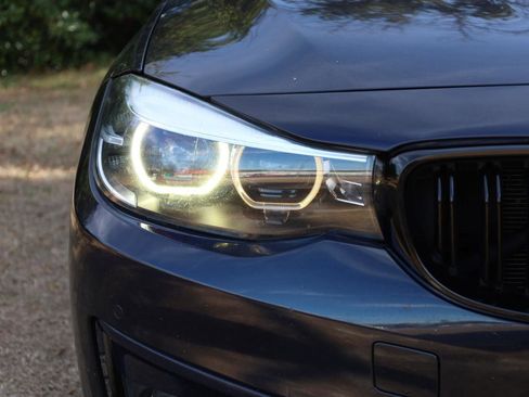 Used 2017 BMW 330i Gran Turismo xDrive image 31