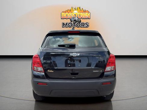 Used 2016 Chevrolet Trax LS FWD image 6