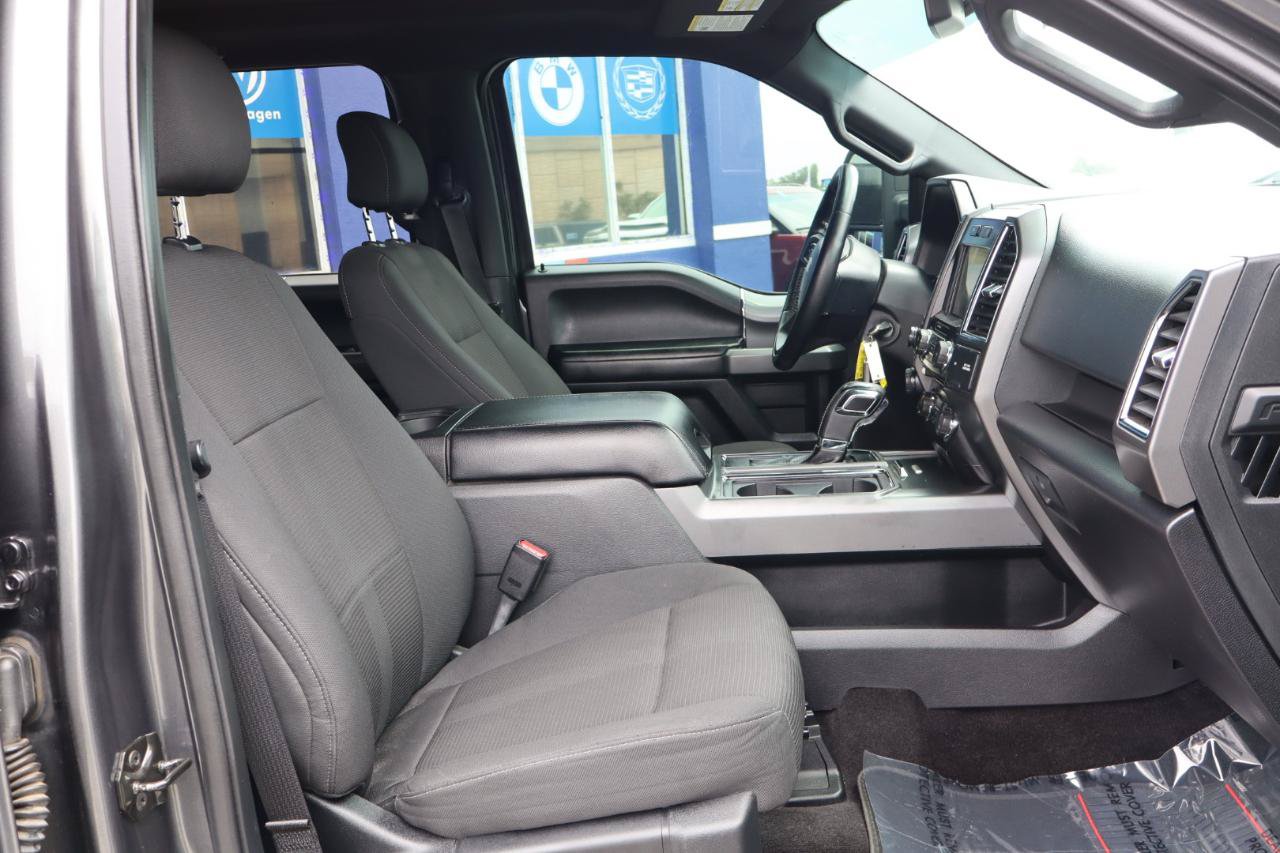 Used 2017 Ford F150 XLT w/ Equipment Group 302A Luxury AWD/4WD image 16