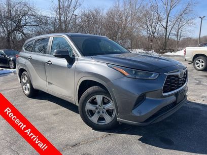 Used 2023 Toyota Highlander L