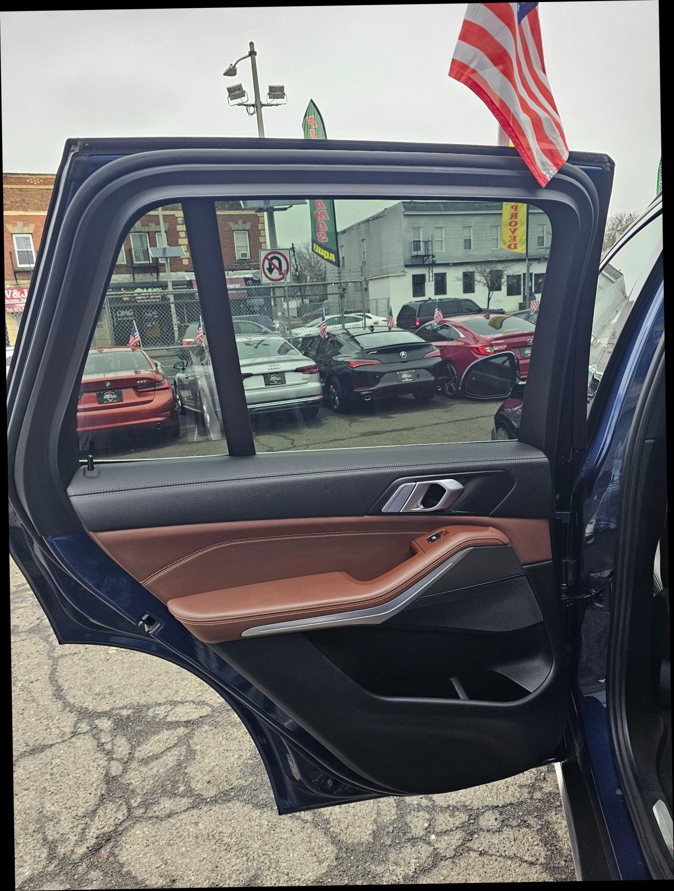 Used 2020 BMW X5 xDrive40i AWD/4WD image 9