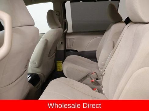 Used 2011 Toyota Sienna LE FWD image 22