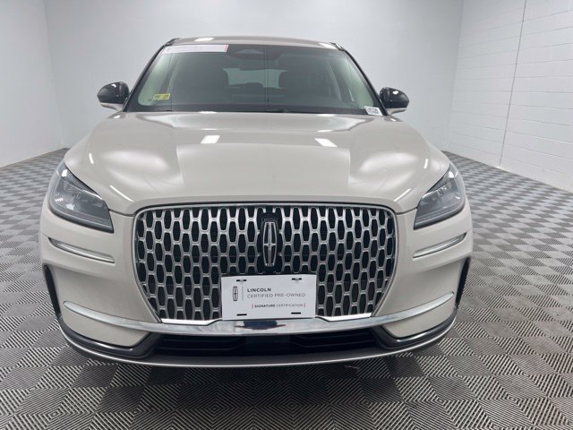 Certified 2024 Lincoln Corsair AWD image 3