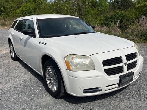 Used 2007 Dodge Magnum SE RWD image 6