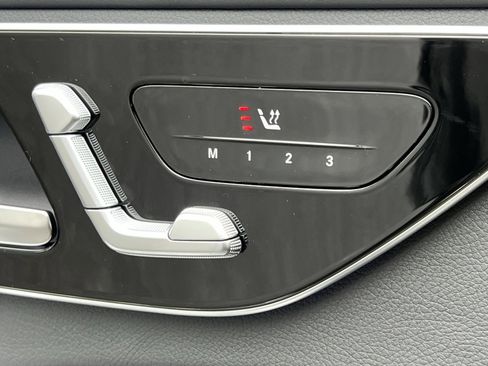 New 2025 Mercedes-Benz C 300 4MATIC Sedan image 33