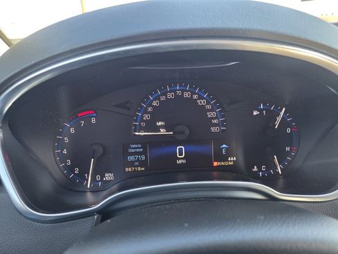 Used 2016 Cadillac SRX Luxury image 18