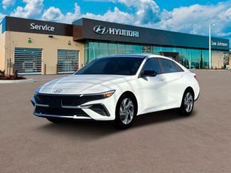 New 2025 Hyundai Elantra Sport image 1