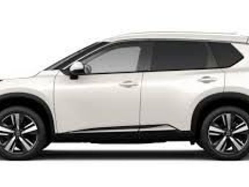 Used 2021 Nissan Rogue SV w/ Premium Package FWD image 12