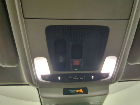 Used 2023 Honda Accord EX image 24