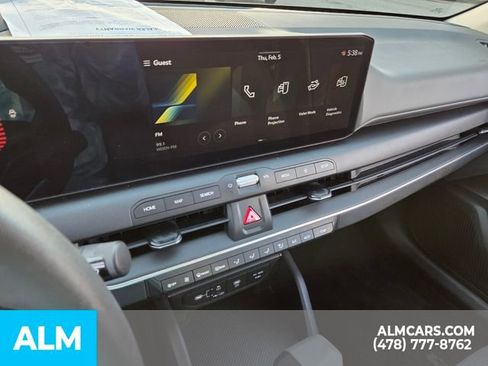 Used 2025 Kia K4 LXS image 24