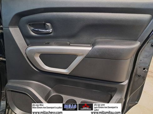 Used 2021 Nissan Titan SV w/ SV Convenience Package image 14
