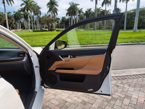 Used 2013 Lexus GS 350 w/ Luxury Pkg RWD image 37