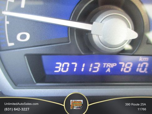 Used 2010 Honda Civic LX image 8