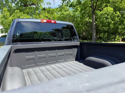 Used 2017 RAM 1500 Express w/ Express Value Package AWD/4WD image 29