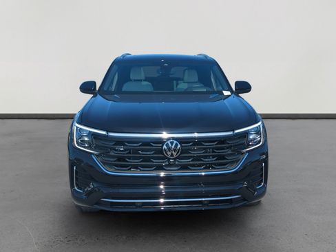 New 2026 Volkswagen Atlas Cross Sport SEL Premium R-Line image 8