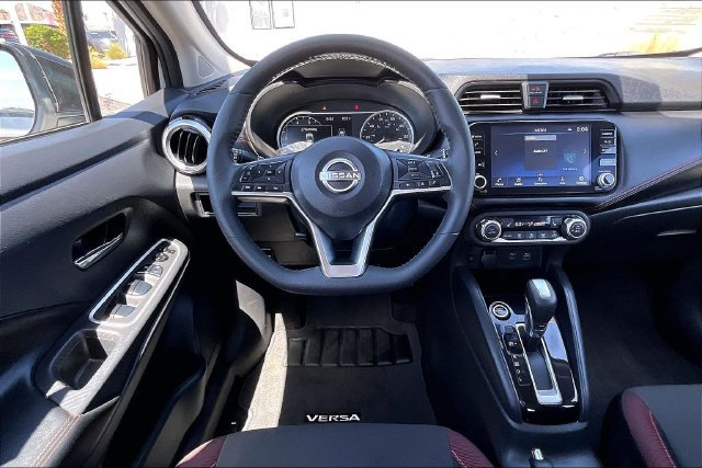 Certified 2024 Nissan Versa SR FWD image 4