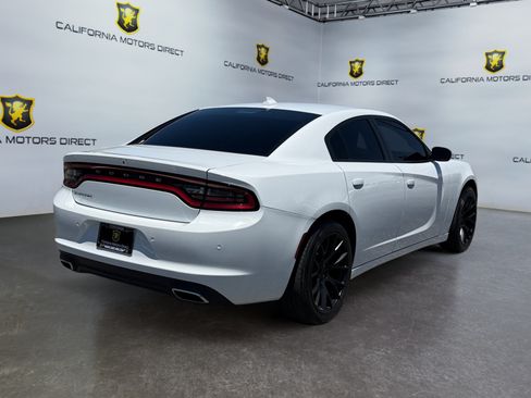 Used 2023 Dodge Charger SXT w/ Cold Weather Package RWD image 5
