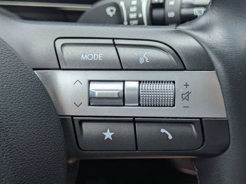 Used 2024 Hyundai Kona SEL AWD/4WD image 24