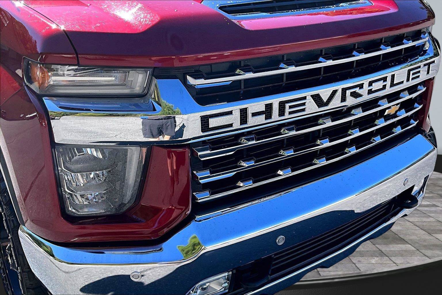 Used 2020 Chevrolet Silverado 2500 LTZ w/ LTZ Premium Package AWD/4WD image 29
