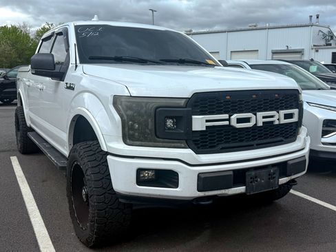 Used 2018 Ford F150 XLT w/ Equipment Group 302A Luxury AWD/4WD image 8