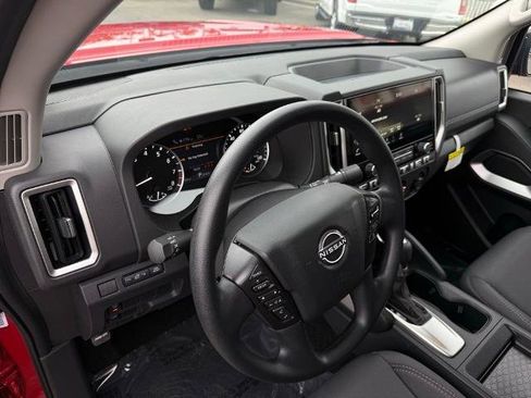 Certified 2025 Nissan Frontier SV RWD image 17