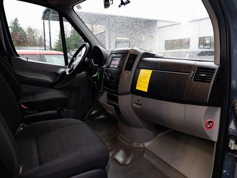 Used 2018 Mercedes-Benz Sprinter 144 Cargo image 23