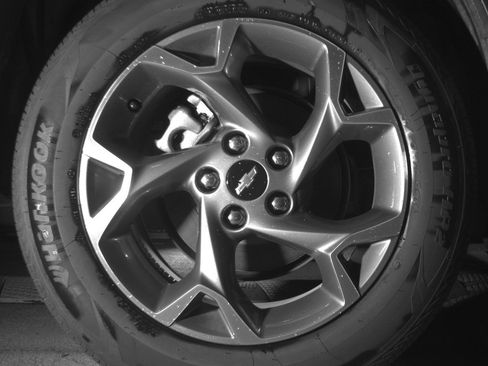 Used 2025 Chevrolet Trax LT FWD image 15