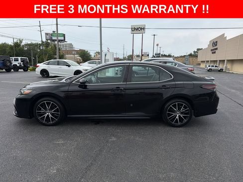 Used 2021 Toyota Camry SE FWD image 25