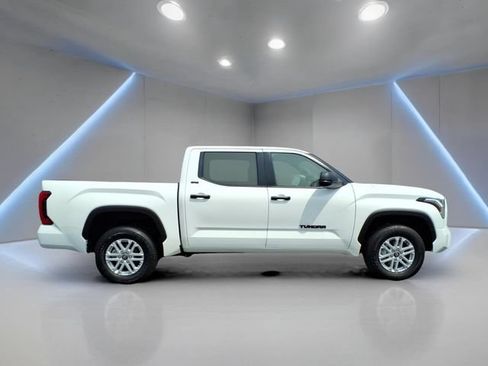 Certified 2026 Toyota Tundra SR5 AWD/4WD image 22