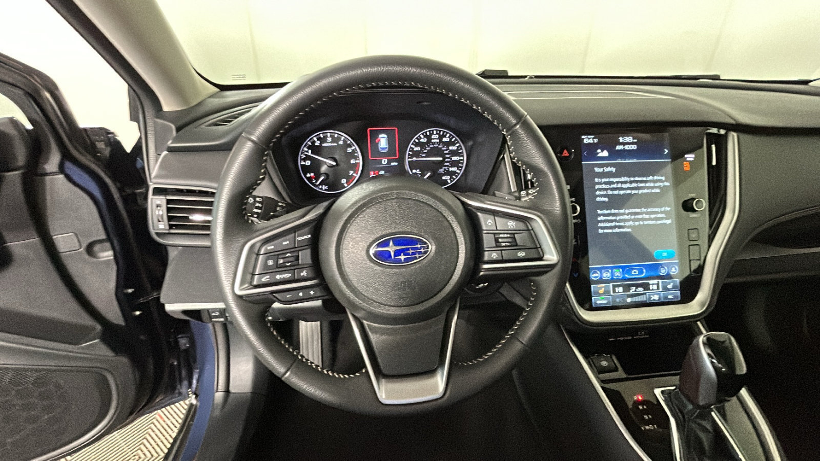 Used 2025 Subaru Outback Premium AWD/4WD image 17