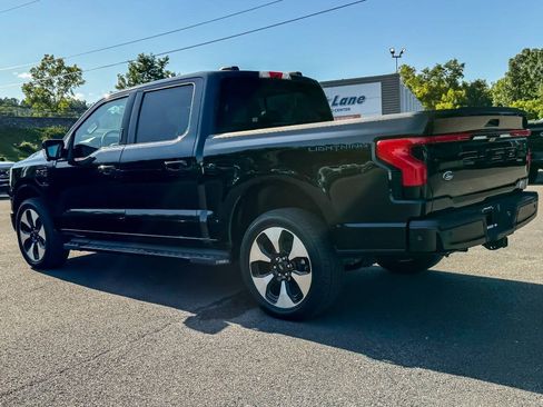 Used 2023 Ford F150 Lightning Platinum AWD/4WD image 5