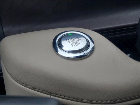 Certified 2023 Lincoln Aviator Reserve w/ Equipment Group 201A image 21