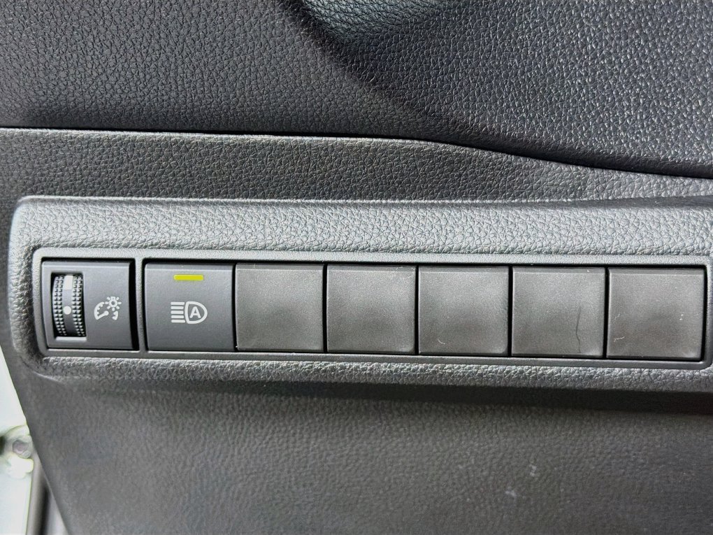 New 2027 Toyota Corolla LE FWD image 14
