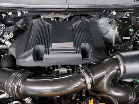 Used 2017 Ford F150 Raptor w/ Equipment Group 802A Luxury image 71