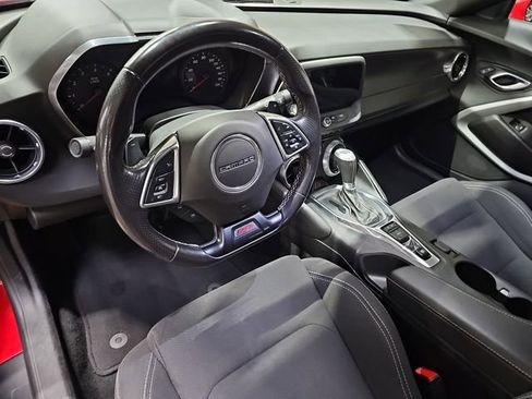 Used 2019 Chevrolet Camaro SS image 11