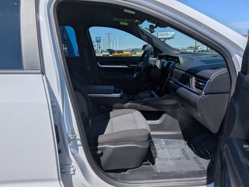 Used 2026 GMC Terrain Elevation AWD/4WD image 3
