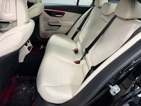 Used 2023 Mercedes-Benz C 300 4MATIC Sedan image 37