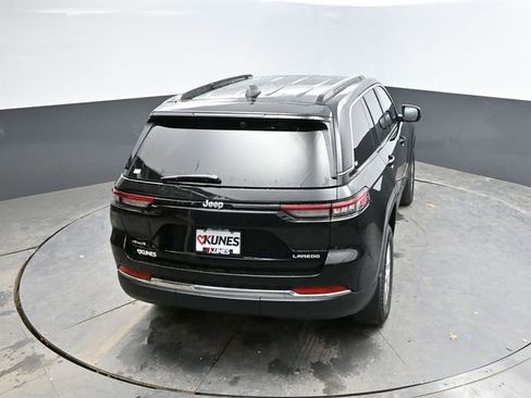 New 2026 Jeep Grand Cherokee Laredo AWD/4WD image 39