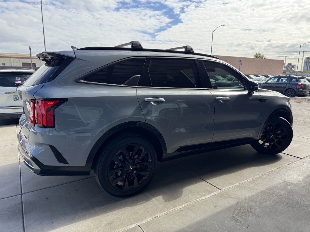 Used 2022 Kia Sorento SX FWD image 4