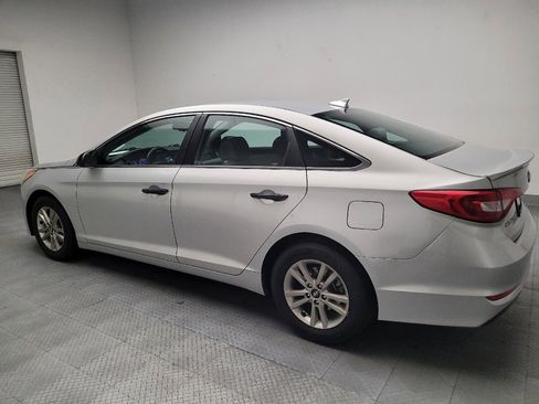 Used 2016 Hyundai Sonata SE FWD image 3