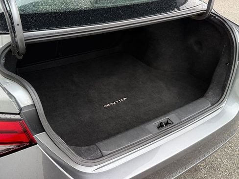 Used 2021 Nissan Sentra SV image 22