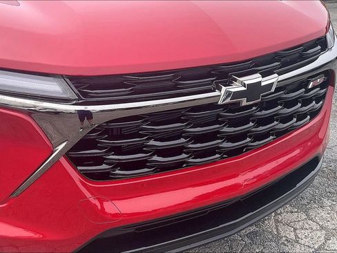 New 2026 Chevrolet Trax RS w/ Driver Confidence Package FWD image 16